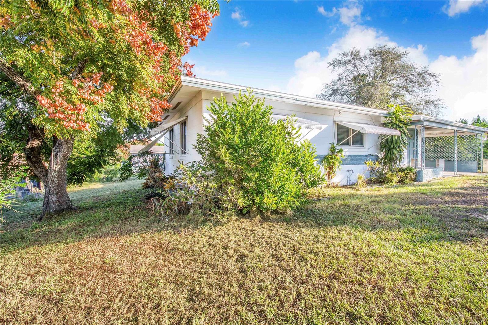 HOLIDAY HEIGHTS - Residential