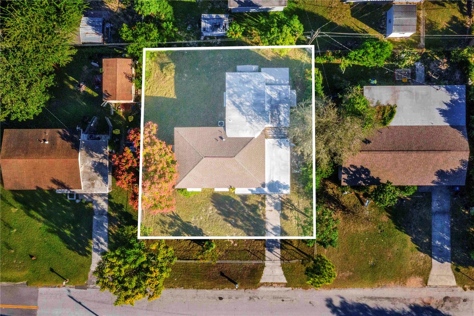 HOLIDAY HEIGHTS - Residential