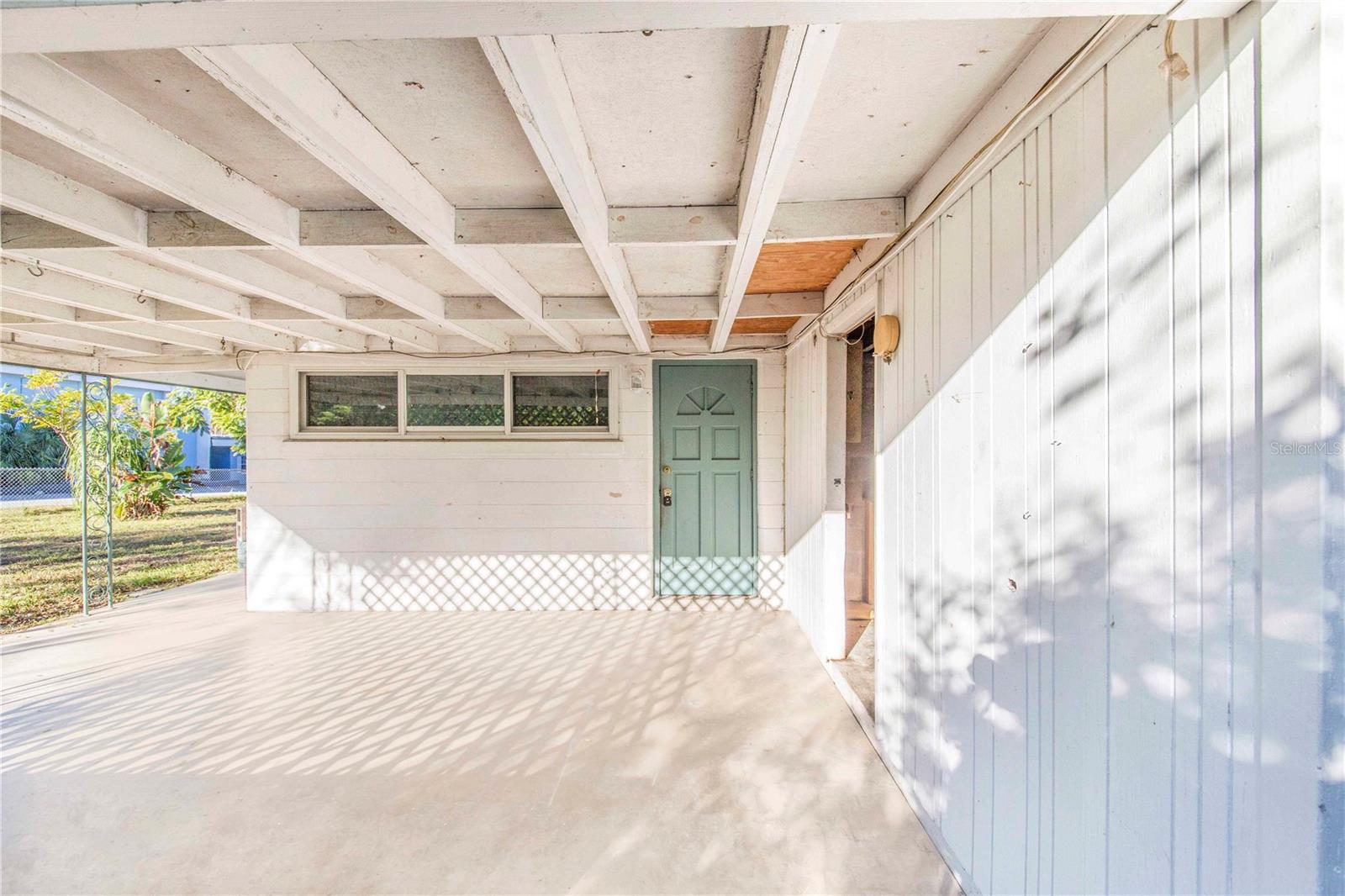 HOLIDAY HEIGHTS - Residential