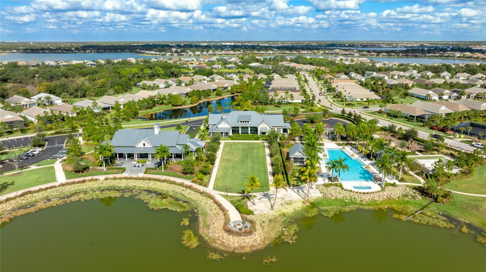 LAKEHOUSE COVE/WATERSIDE PH 5 - Residential