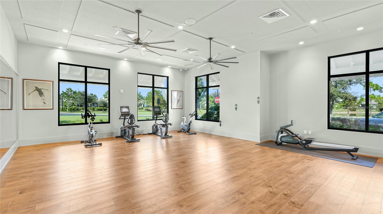 LAKEHOUSE COVE/WATERSIDE PH 5 - Residential