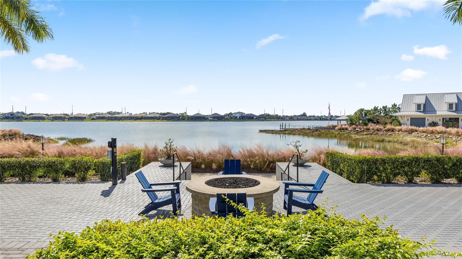 LAKEHOUSE COVE/WATERSIDE PH 5 - Residential