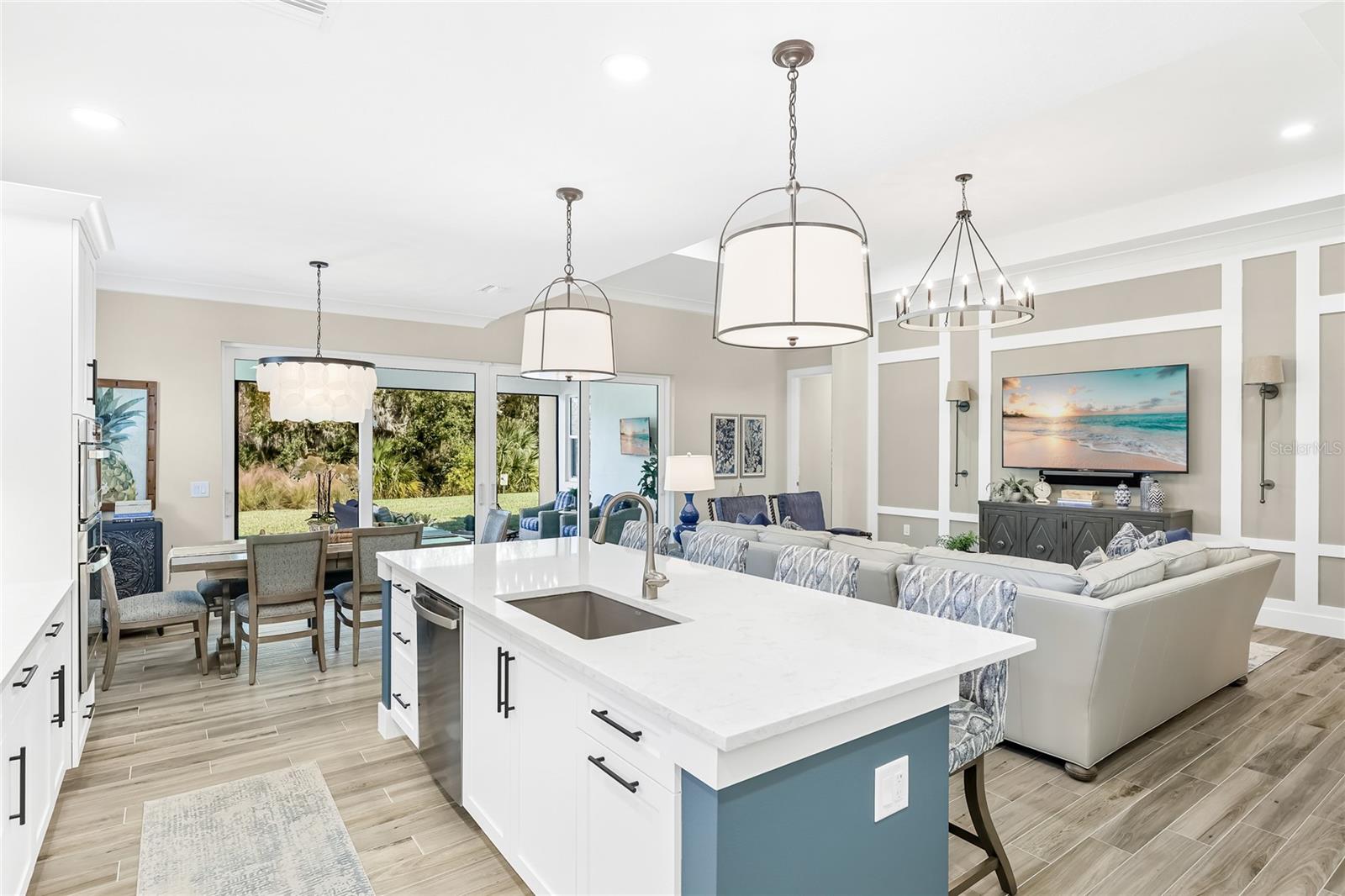 LAKEHOUSE COVE/WATERSIDE PH 5 - Residential