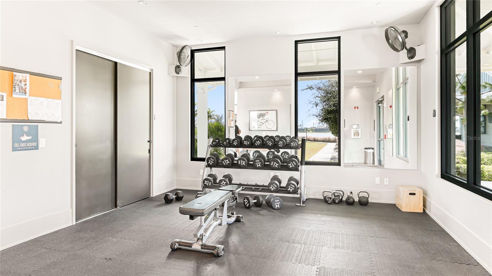 LAKEHOUSE COVE/WATERSIDE PH 5 - Residential