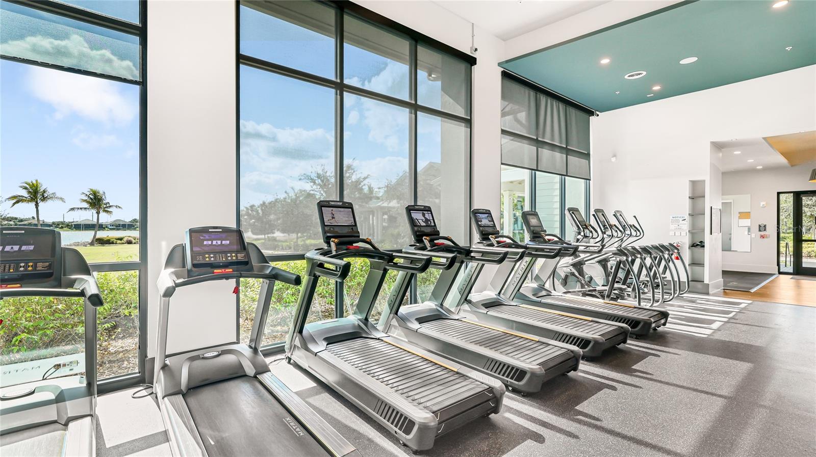 LAKEHOUSE COVE/WATERSIDE PH 5 - Residential