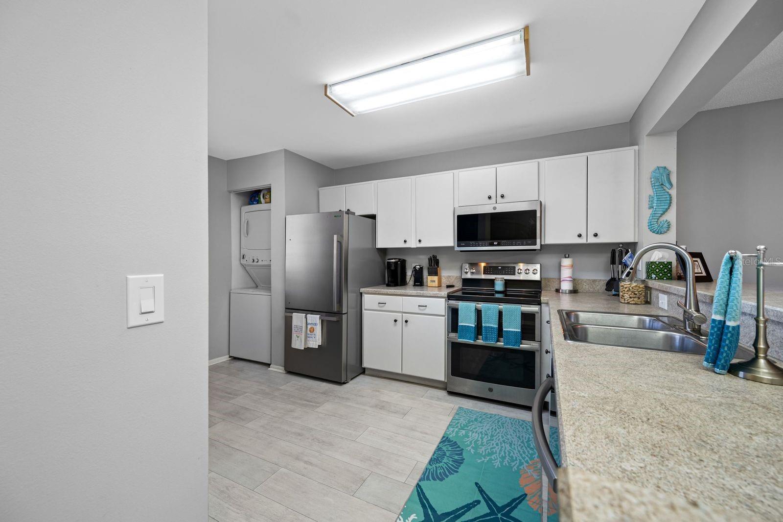 WILDEWOOD SPGS STAGE 7A OF OAKVIEW - Residential