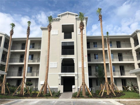 Photo of 1010 Tidewater Shores Loop #206, Bradenton, FL 34208 (MLS # A4697147)