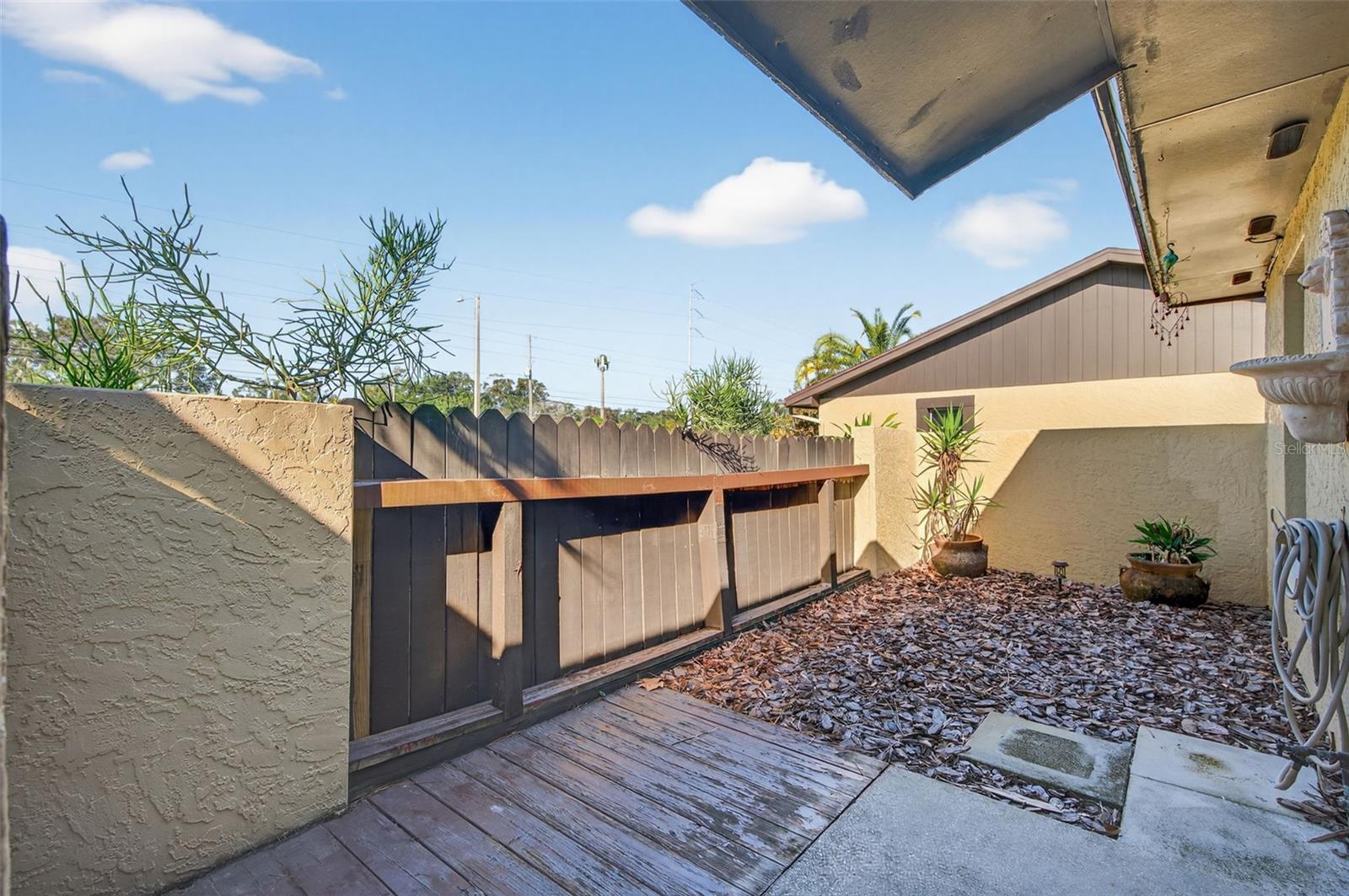 BENT TREE - Residential