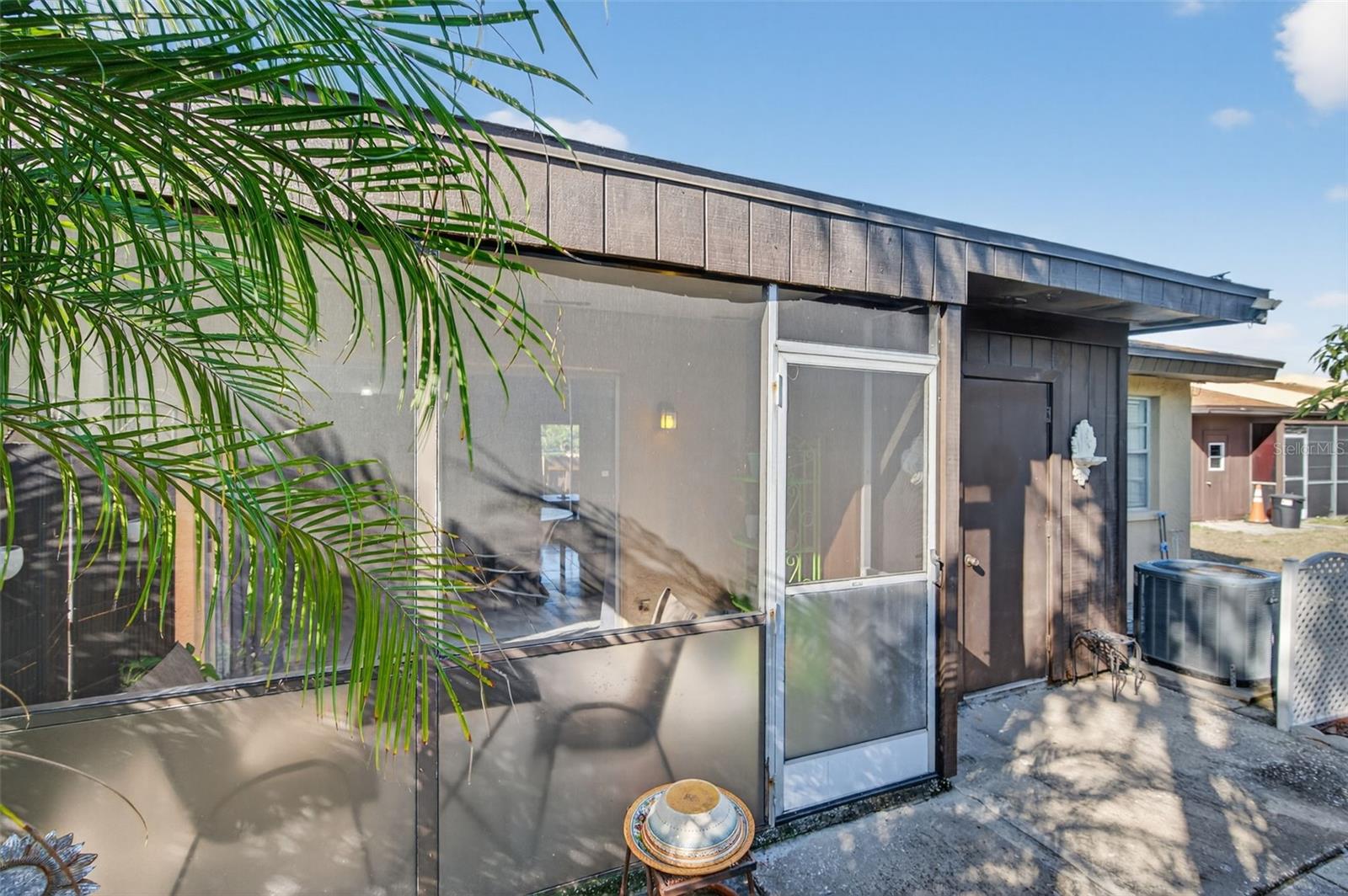 BENT TREE - Residential