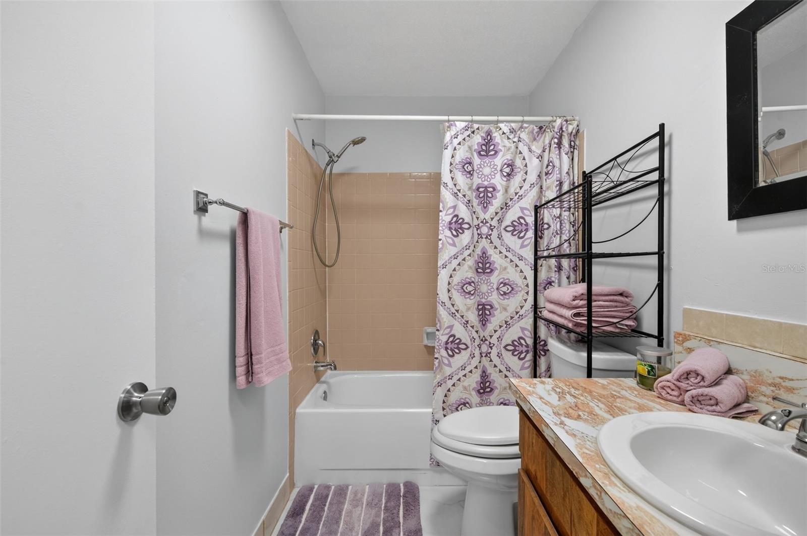 BENT TREE - Residential