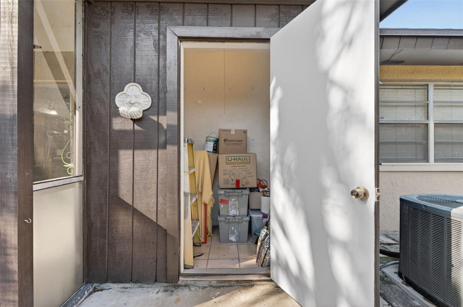 BENT TREE - Residential