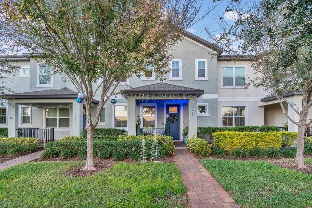 Photo of 9652 Amber Chestnut Way, Winter Garden, FL 34787 (MLS # O6365759)