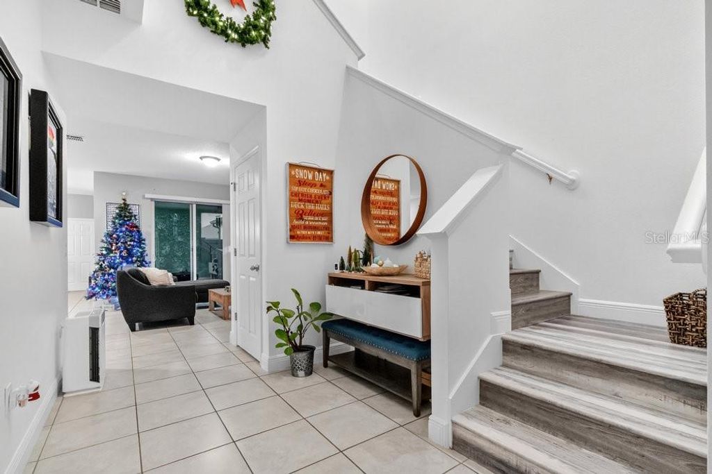 Photo of 9652 Amber Chestnut Way, Winter Garden, FL 34787 (MLS # O6365759)