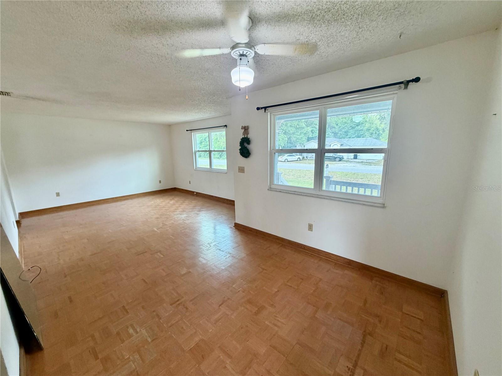 OCALA PARK ESTATES - Residential