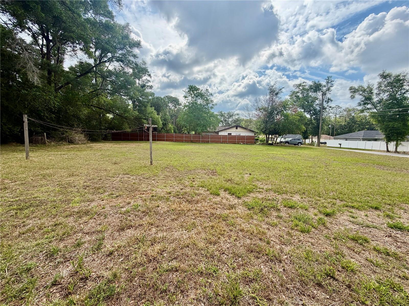 OCALA PARK ESTATES - Residential