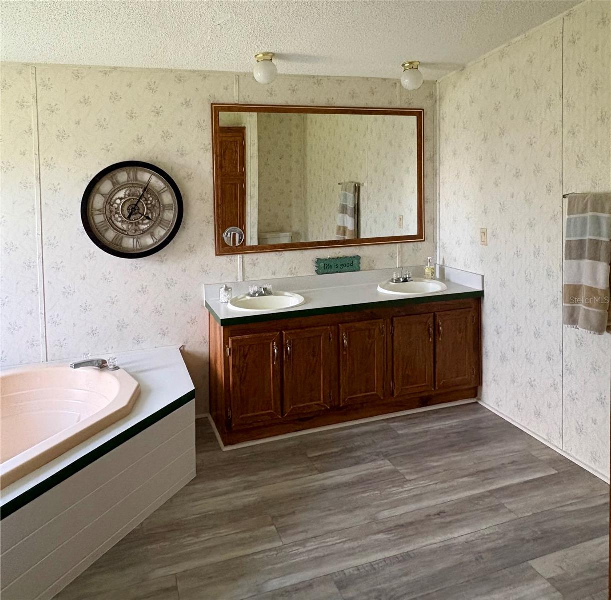 ZEPHYRHILLS COLONY CO - Residential