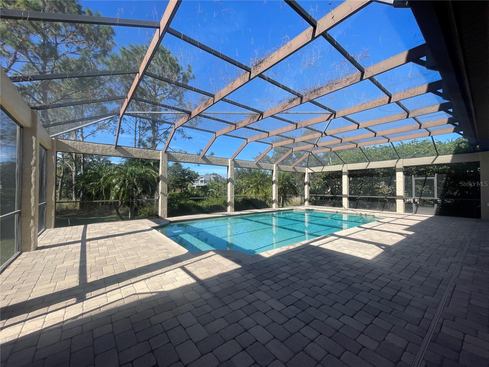 KEENES POINTE - Residential