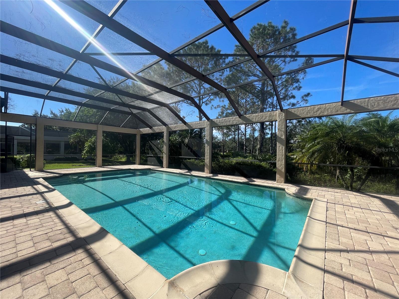 KEENES POINTE - Residential