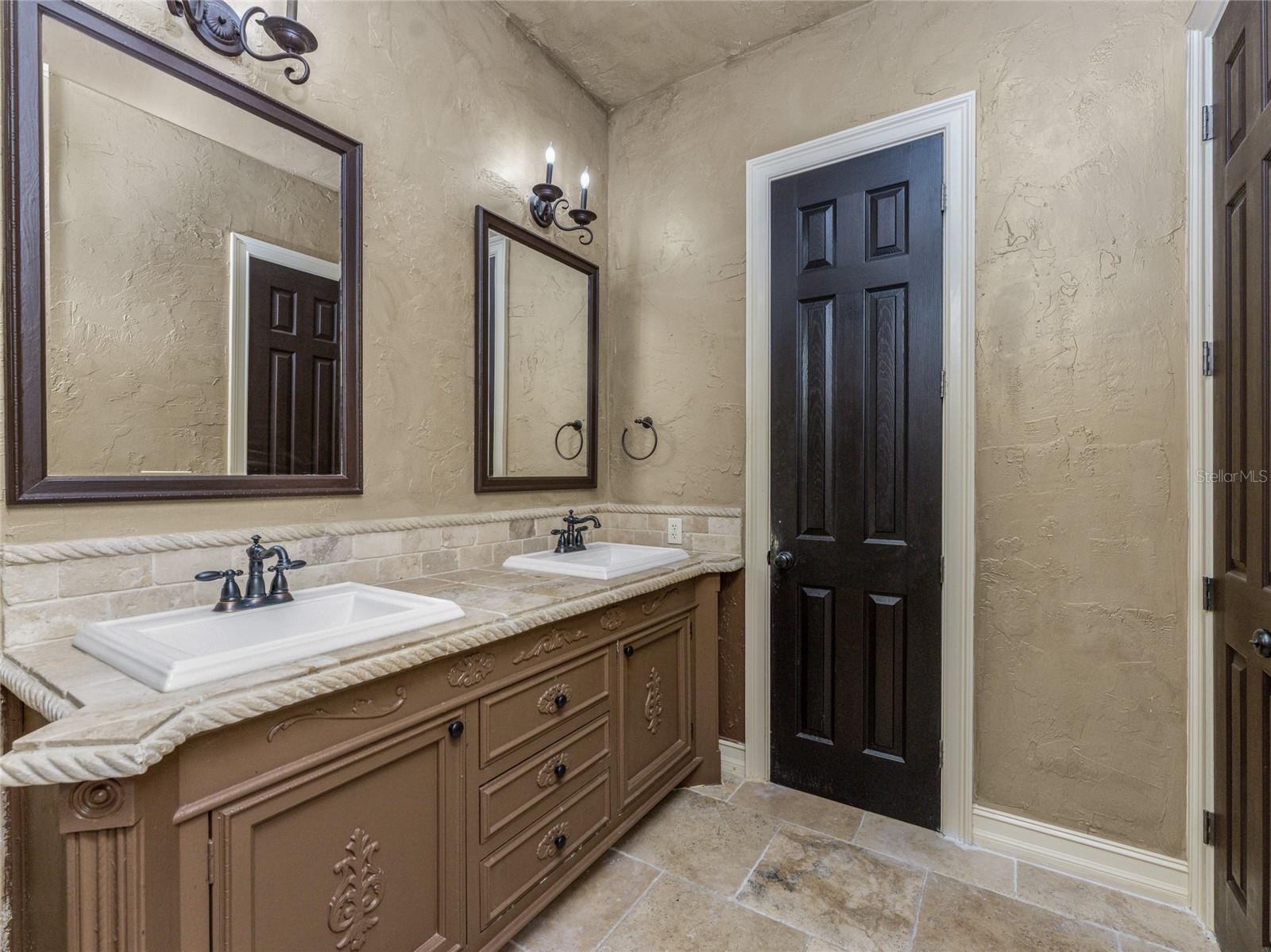 PUNTA GORDA ISLES SEC 20 - Residential