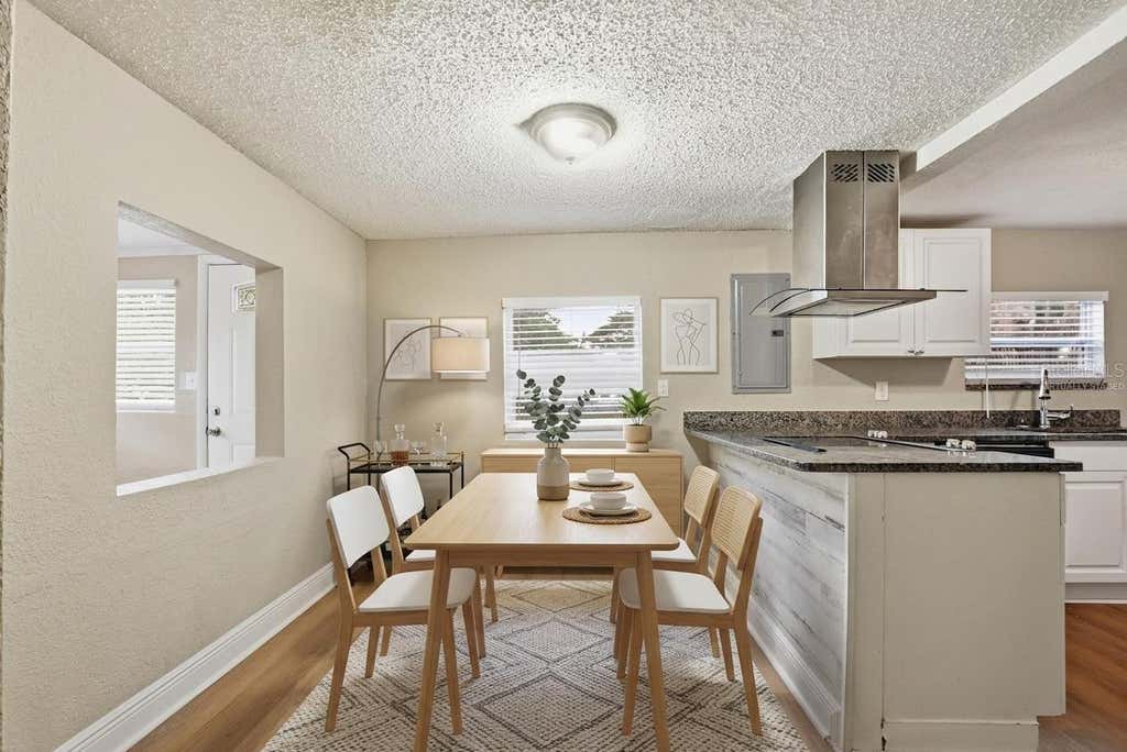 Photo of 4229 Lenox Boulevard, Orlando, FL 32811 (MLS # O6433503)