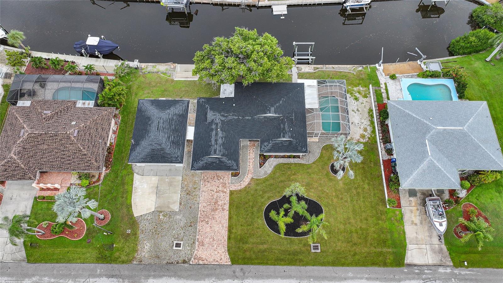 1950 FAIRVIEW DRIVE