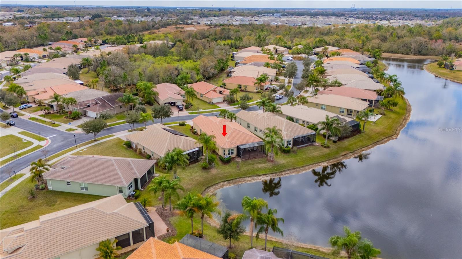 VALENCIA LAKES - Residential