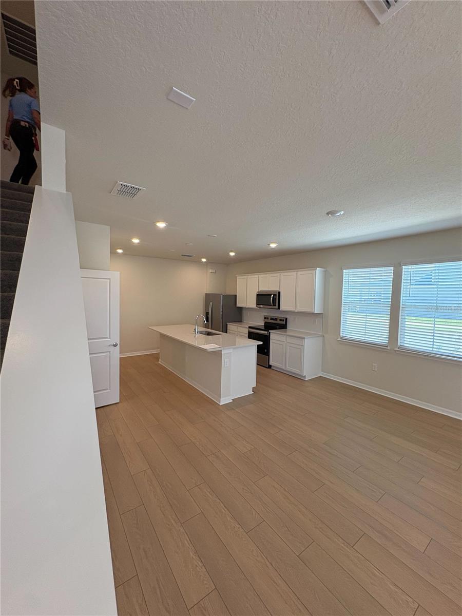 ILVERLEAF OAKS AT HAMLIN - Residential Lease