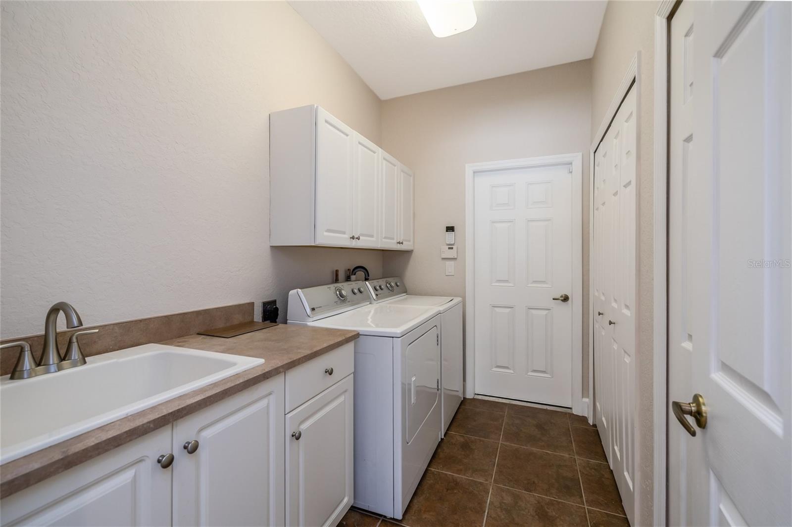 WESTLAND VILLAGE PH 01 - Residential