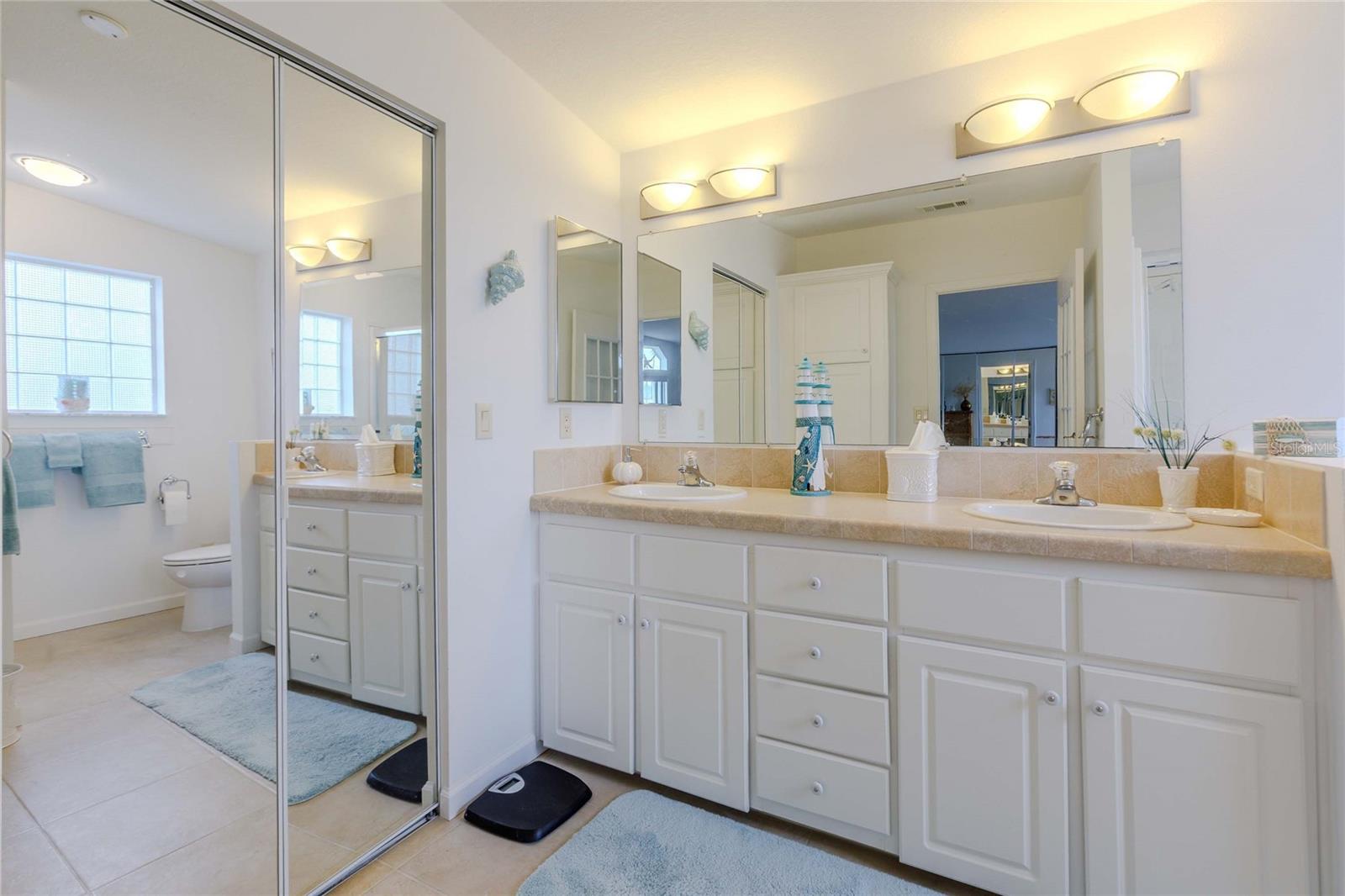 MAPLE LEAF ESTATES - Residential