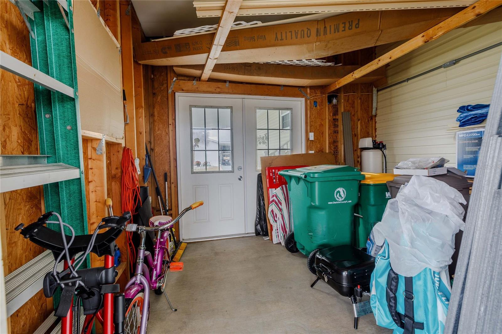 MAPLE LEAF ESTATES - Residential