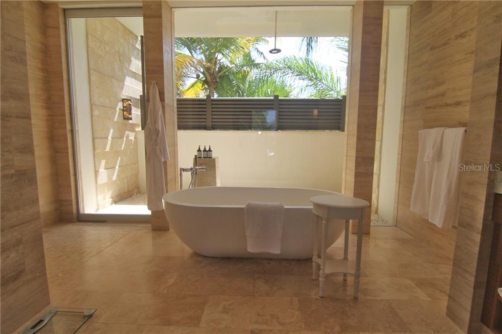 BEACHFRONT RESIDENCES AT DORADO BEACH RESORT - Residential