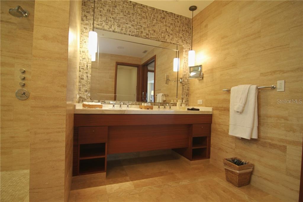 BEACHFRONT RESIDENCES AT DORADO BEACH RESORT - Residential