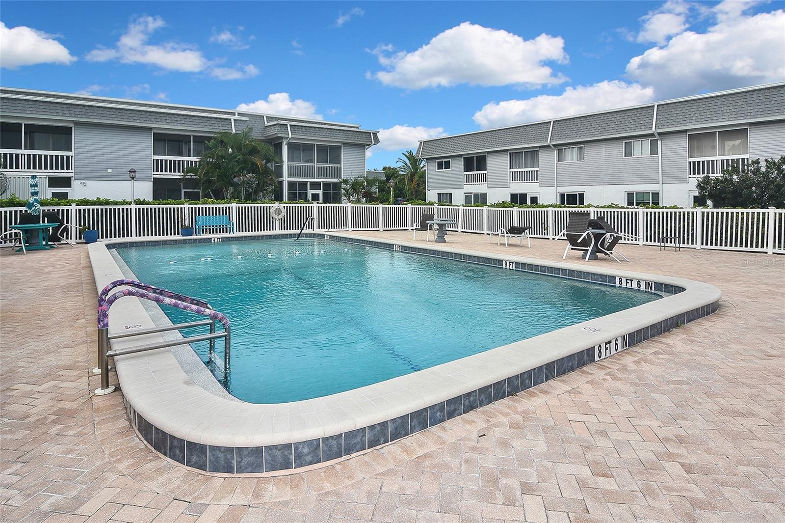 EDGEWATER VILLAGE BLDG H - Residential