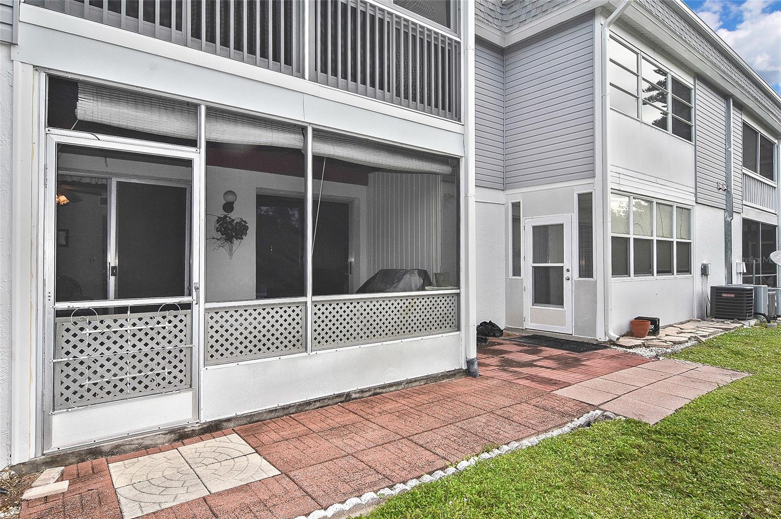 EDGEWATER VILLAGE BLDG H - Residential