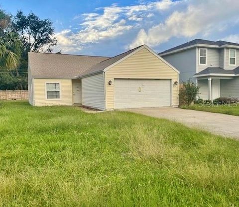 Photo of 25 Wood Ash Lane, Palm Coast, FL 32164 (MLS # FC313744) Photo of 25 Wood Ash Lane, Palm Coast, FL 32164 (MLS # FC313744)