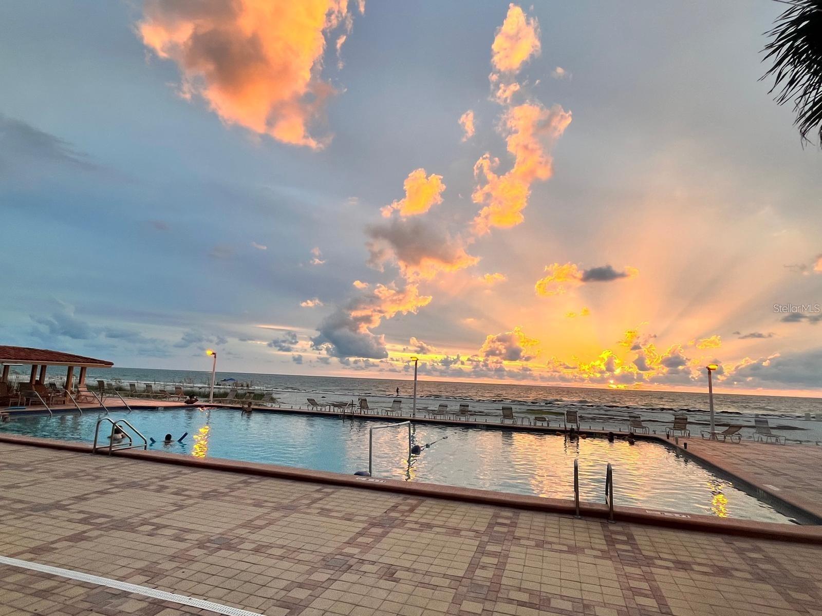 REGATTA BEACH CLUB CONDO - Residential