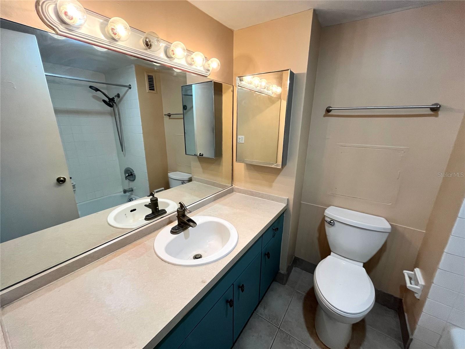 REGATTA BEACH CLUB CONDO - Residential