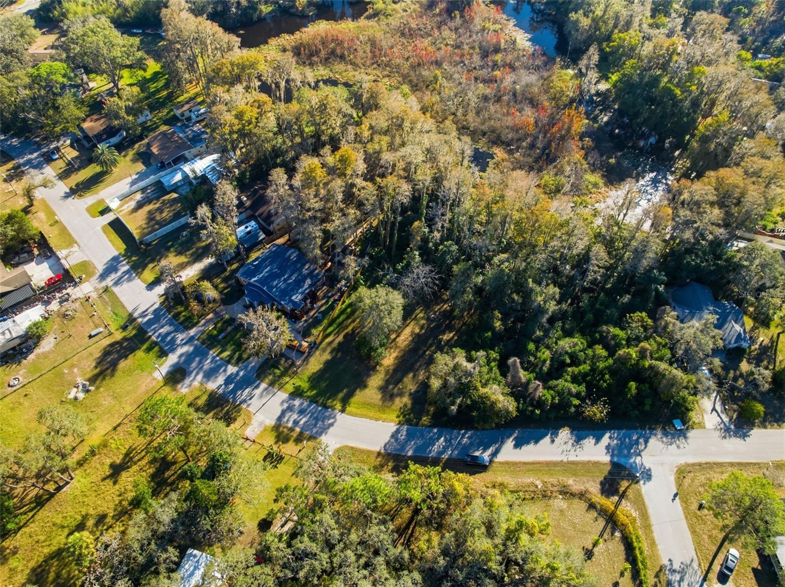 MOON LAKE ESTATES - Land