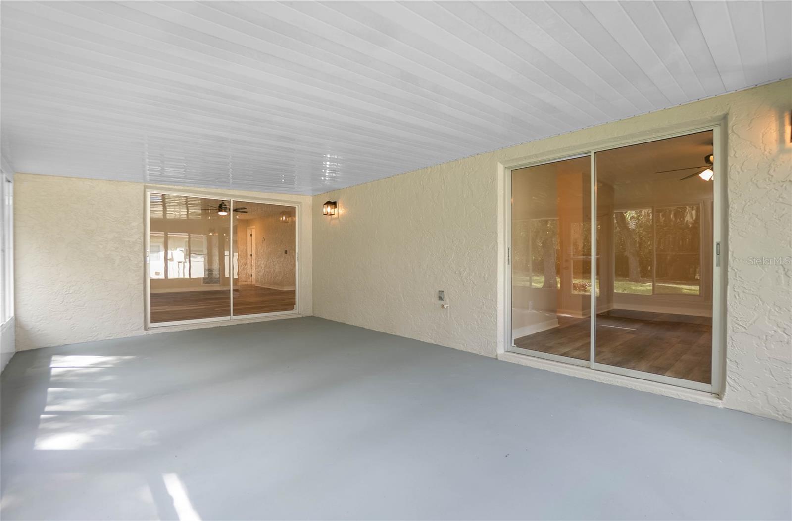 SEVEN LAKES PARK - Residential