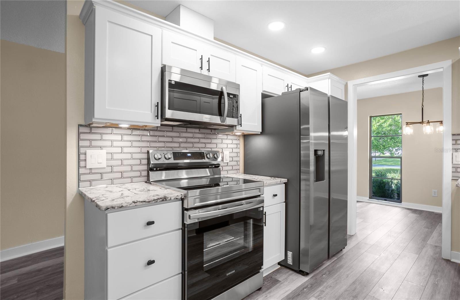 SEVEN LAKES PARK - Residential