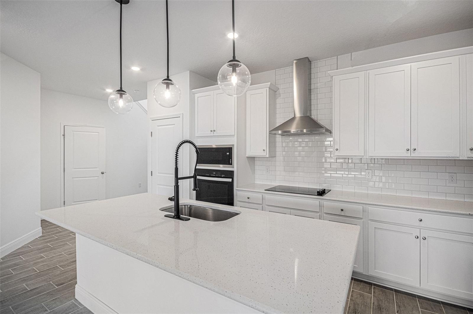 VILLAGES/MINNEOLA HILLS PH 4 - Residential