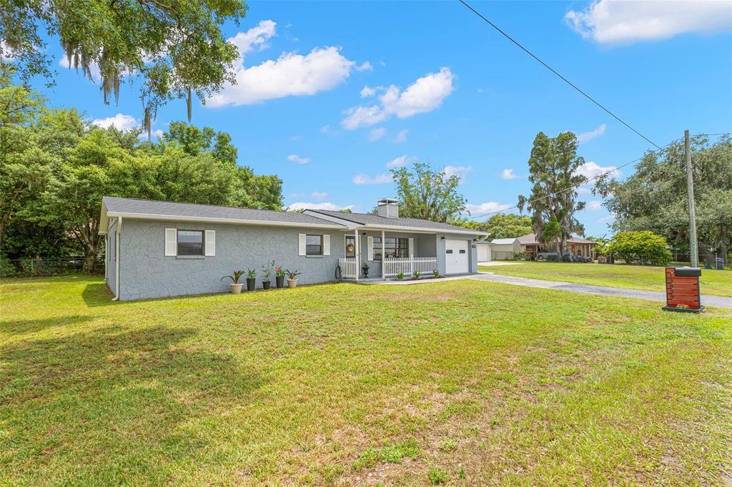 Photo of 13839 Glen Harwell Road, Dover, FL 33527 (MLS # TB8521029)