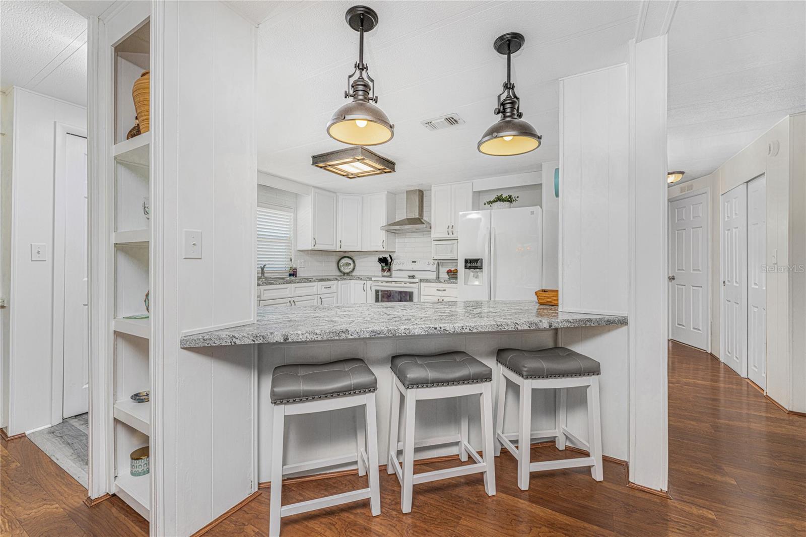 LEMON BAY ISLES PH 01 - Residential