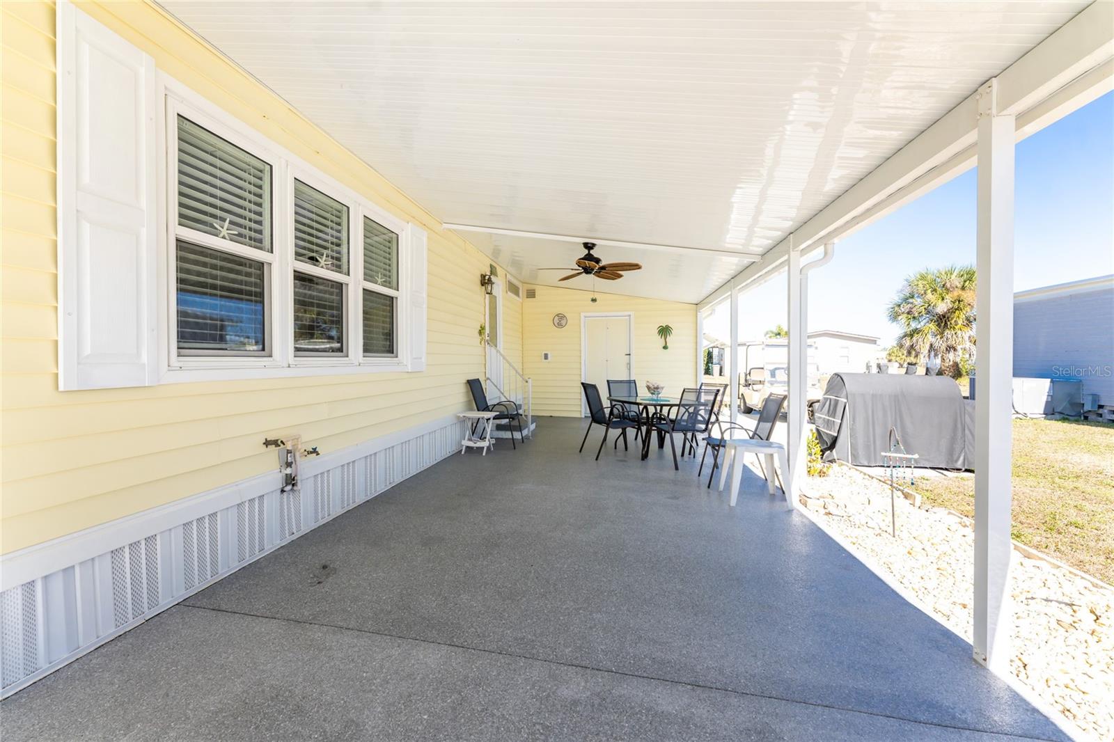 LEMON BAY ISLES PH 01 - Residential