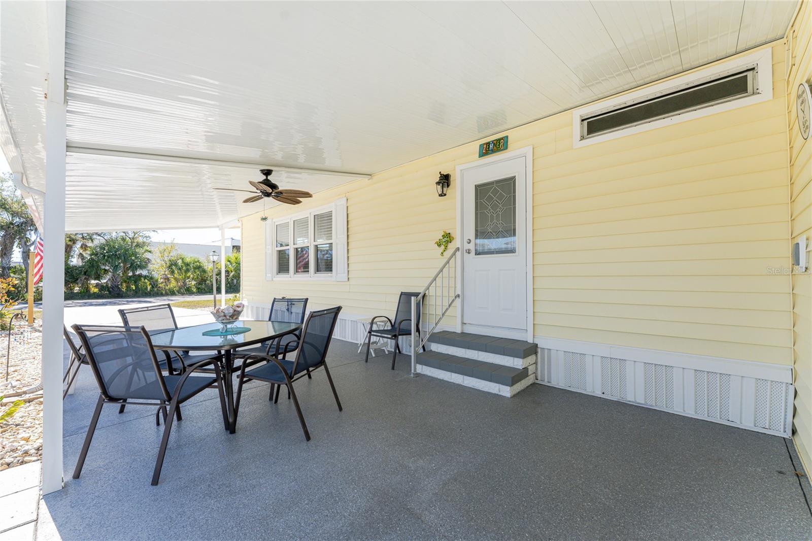 LEMON BAY ISLES PH 01 - Residential