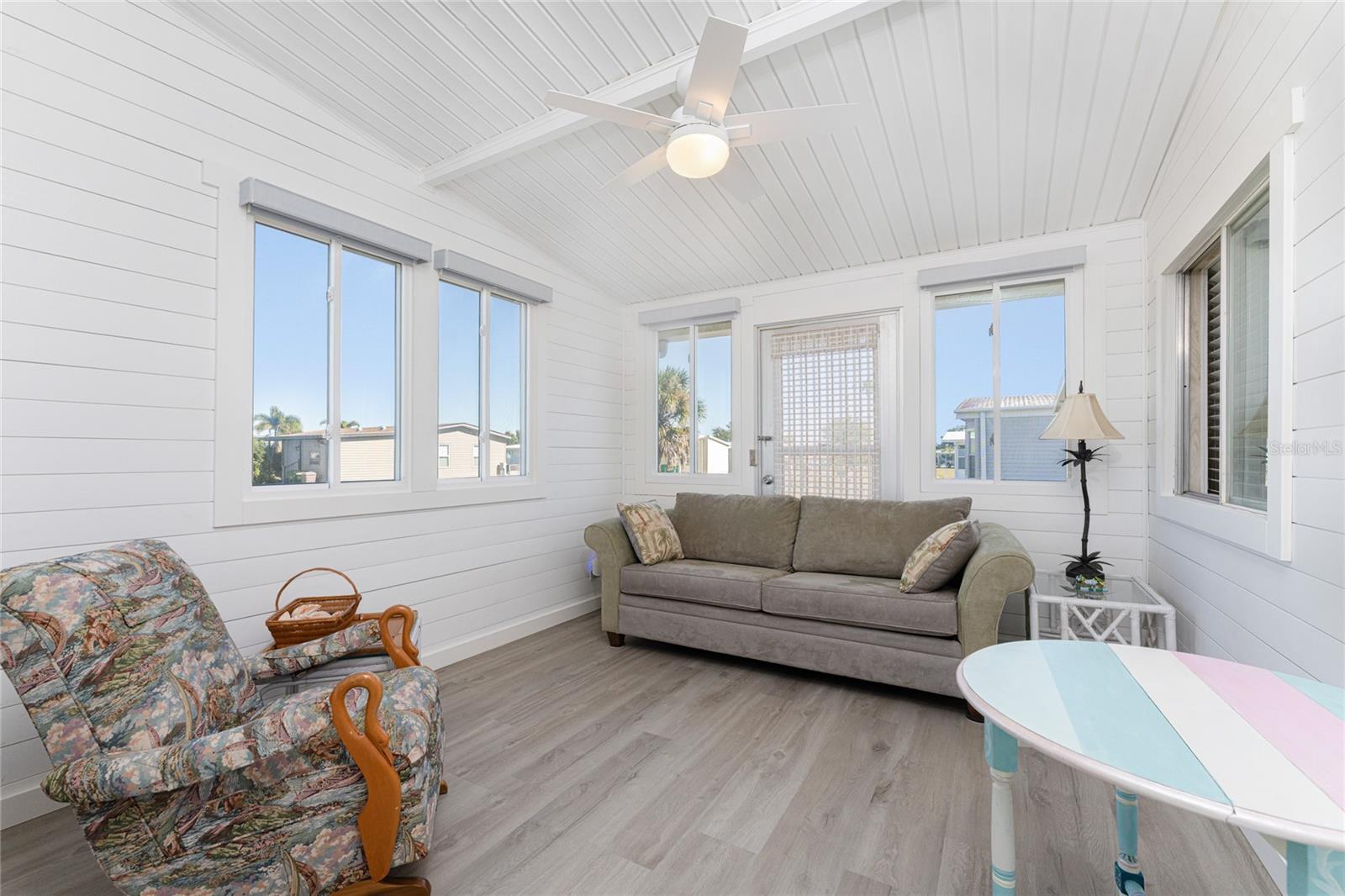 LEMON BAY ISLES PH 01 - Residential