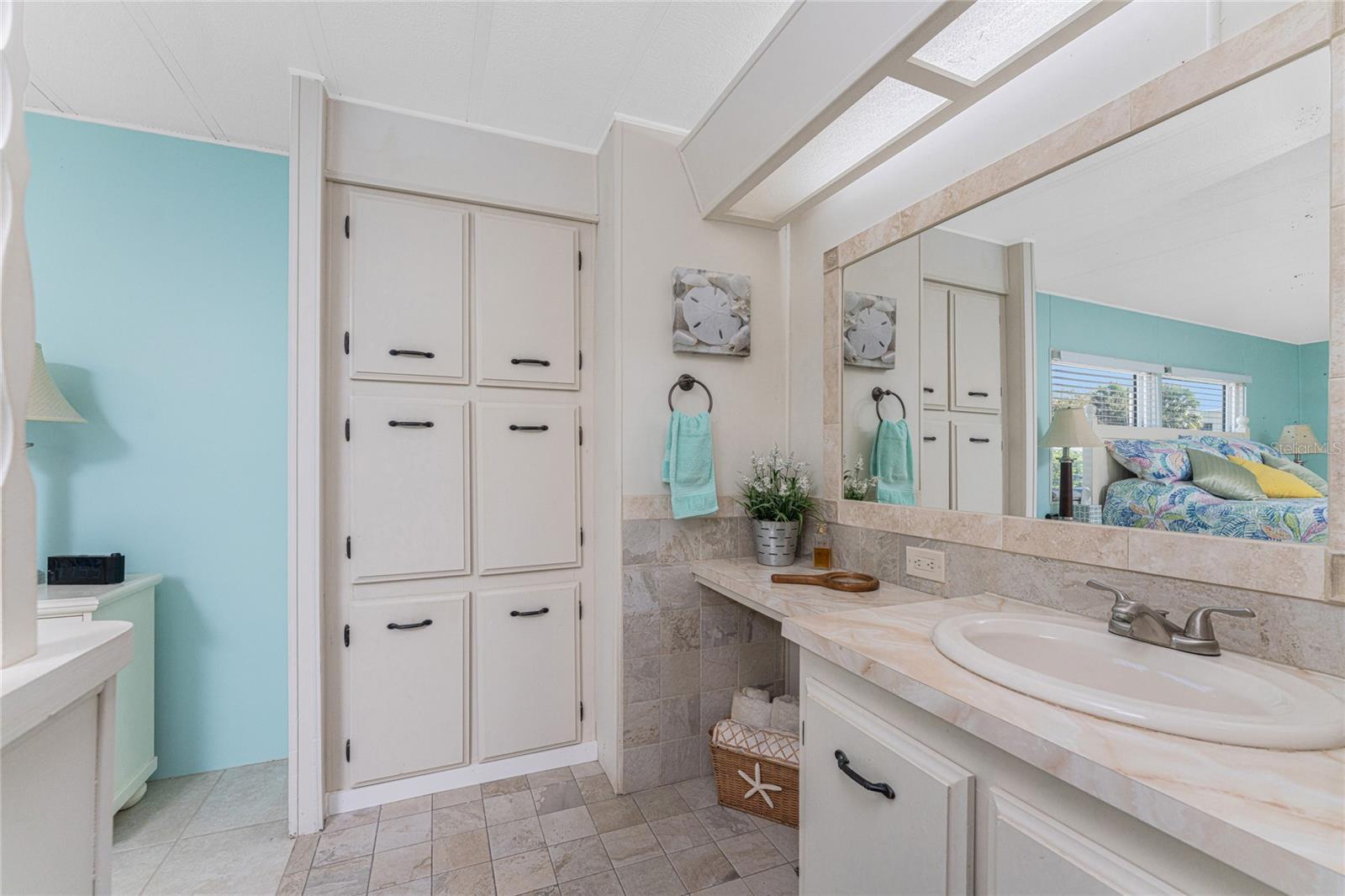 LEMON BAY ISLES PH 01 - Residential