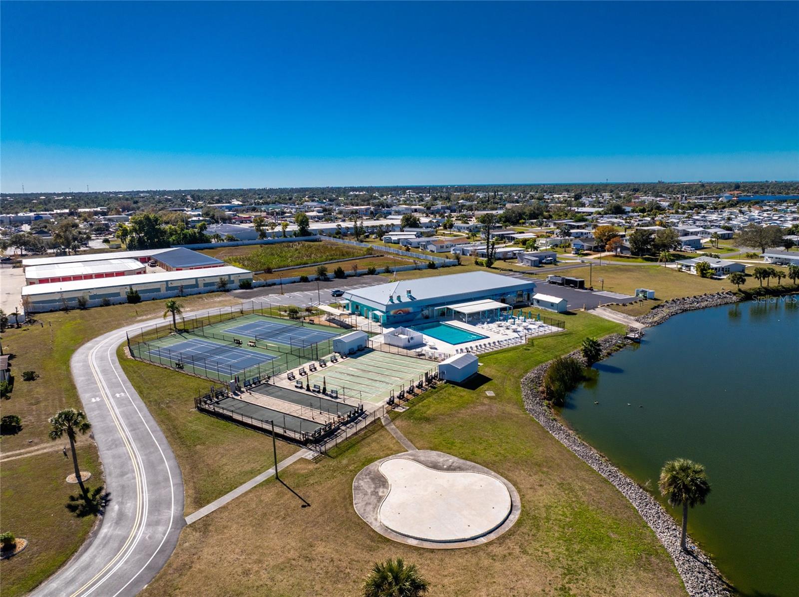 LEMON BAY ISLES PH 01 - Residential