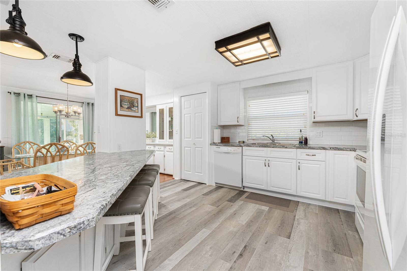 LEMON BAY ISLES PH 01 - Residential