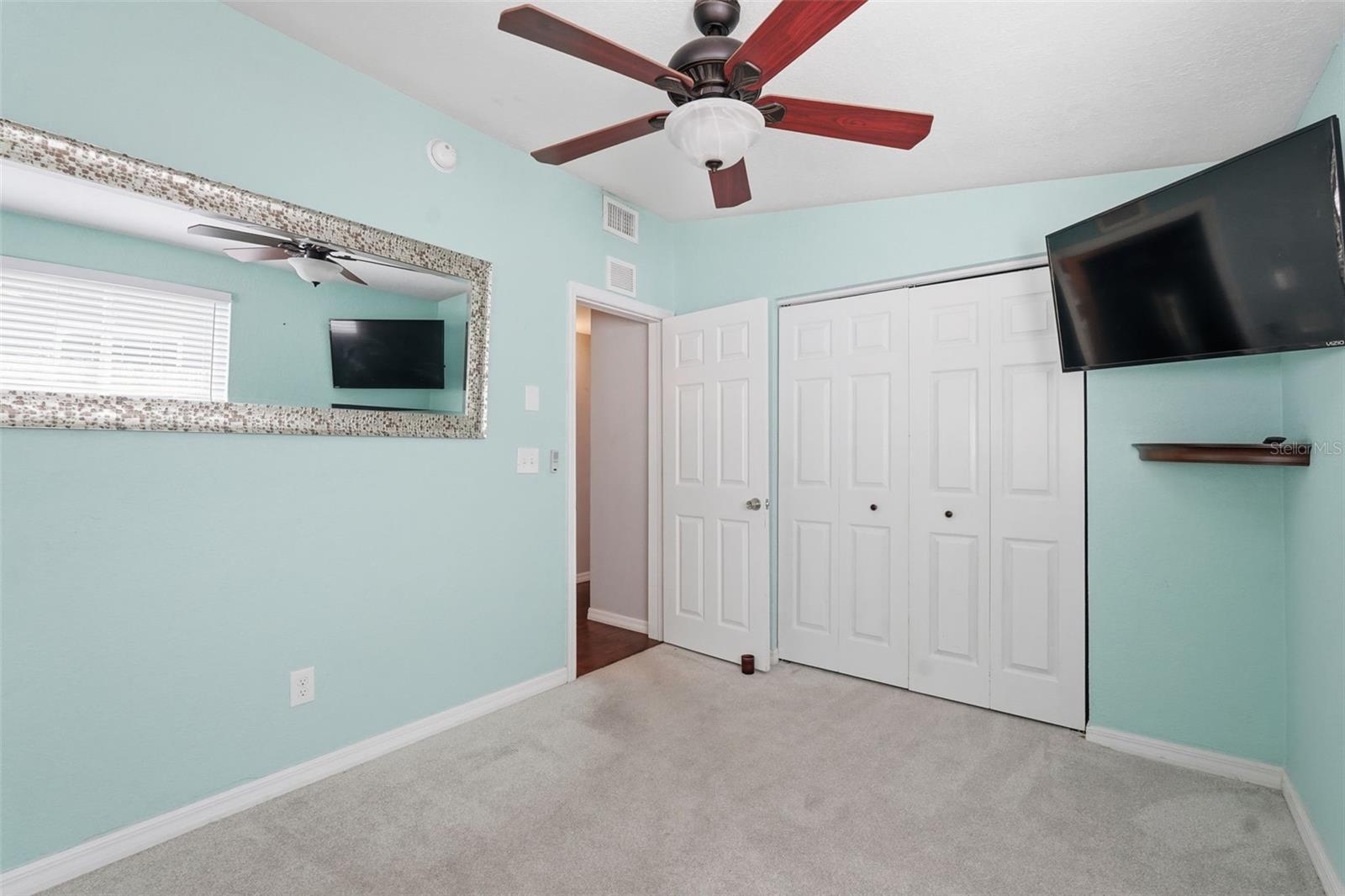 SUNSET MANOR - Residential